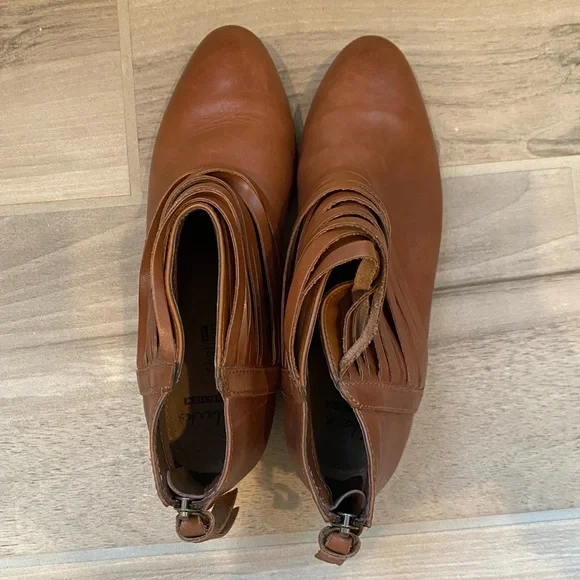 Brown Leather Clark’s Soft Cushion Booties - Picture 3 of 7